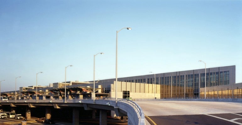 ABIA_Ext_Exterior-Drive