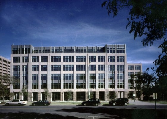 Exterior Straight