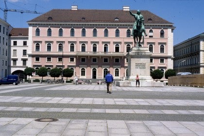 Palais Ludwig Ferdinand_1