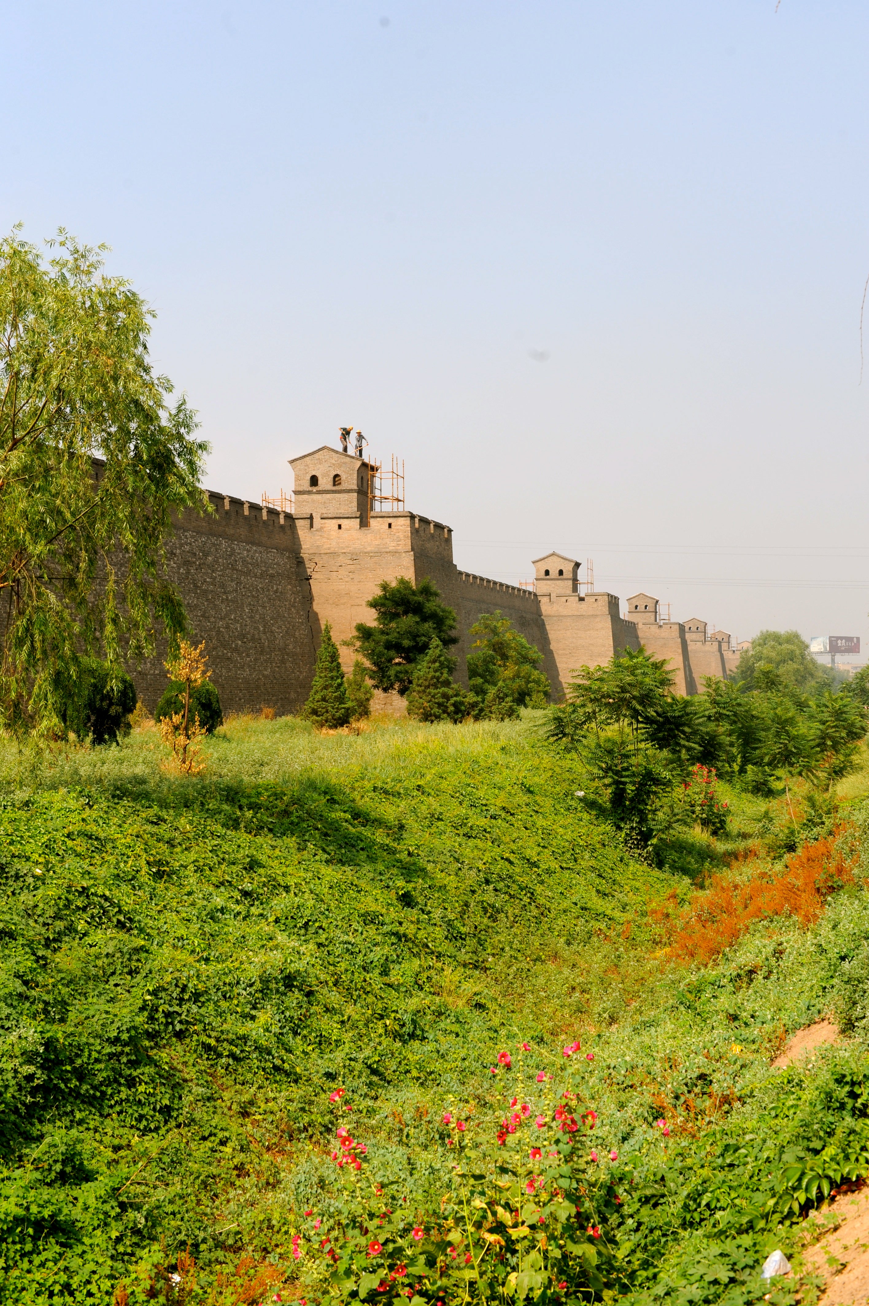 Forty foot high walls that enclose the entire city.