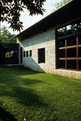House on Sunny Slope in Austin, Texas by architect Larry Speck