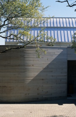 Concrete House in Austin, Texas by architect Larry Speck