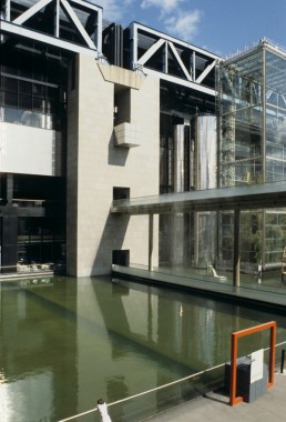 Cite des Sciences (La Villette) in Paris, France by architect Adrien Fainsilber