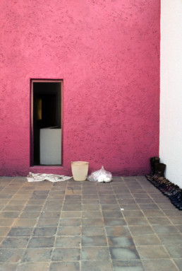 Luis Barragan Casa Gillardi, Mexico, Larry Speck