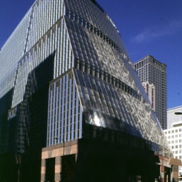 State of Illinois Center in Chicago, Illinois by architect Helmut Jahn