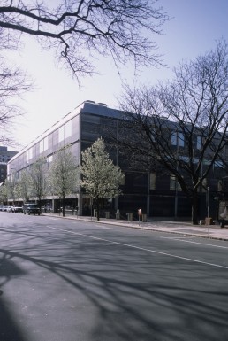 Yale Center for British Art in New Haven, Connecticut by architect Louis I Kahn