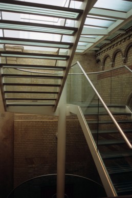 Sackler Galleries in London, Britain by architect Norman Foster