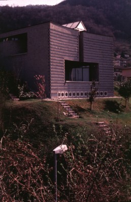 Posterla House in Morbio Superiore, Switzerland by architect Mario Botta