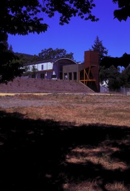 Napa Valley Museum in Napa Valley, California by architect Fernau & Hartman