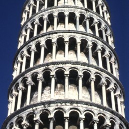 Campanile in Pisa, Italy by architect Giovanni di Simone