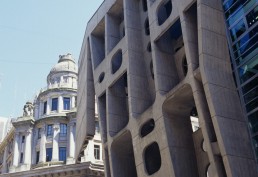 Bank of London in Buenos Aires, Argentina by architect Clorindo Testa
