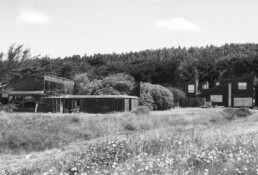 Sea Ranch Condominiums California designed by Charles W. Moore, Donlyn Lyndon, William Turnbull, Jr. and Richard Whitaker of the MLTW partnership in 1963–1964, photograph by Larry Speck, Coast, Ocean, Exterior, Vintage 1970 1980