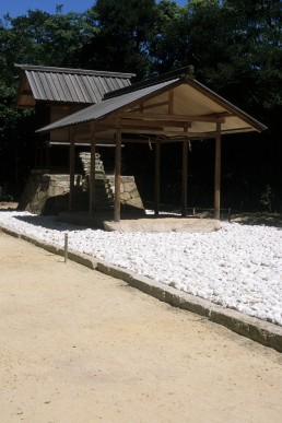 Go'o Shrine in Naoshima, Japan by architect Hiroshi Sugimoto
