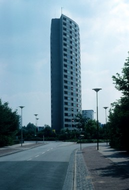 Neue Vahr Apartment House in Bremen, Germany by architect Alvar Aalto