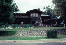 Duncan Irwin House in Pasadena, California by architects Charles Greene, Henry Greene