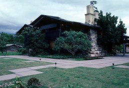 Cole House in Pasadena, California by architects Charles Greene, Henry Greene