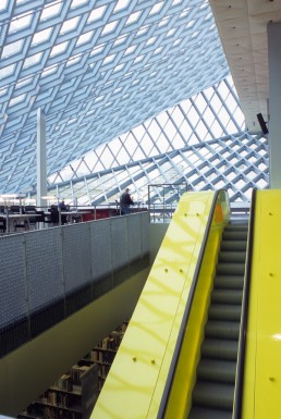 Seattle Central Library in Seattle, Washington by architects Rem Koolhaas, OMA, Office for Metropolitan Architecture, Joshua Ramus