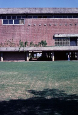 Ahmedabad Museum in Ahmedabad, India by architects Le Corbusier, Charles-Édouard Jeanneret