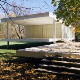 Farnsworth House in Plano, Texas by architect Ludwig Mies van der Rohe