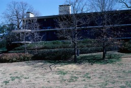 Cotton Residence in Tulsa, Oklahoma by architect O'Neil Ford