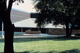Trinity University, Laurie Auditorium in San Antonio, Texas by architect O'Neil Ford