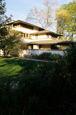 William E. Martin House in Oak Park, Illinois by architect Frank Lloyd Wright