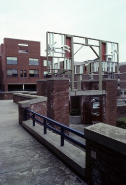 Brown University, New Pembroke Dormitory by architect Donlyn Lyndon