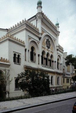 Spanish Synagogue in Prague, Czechia by architect Vojtech Ignátz Ullmann