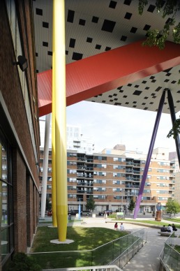 Ontario College of Art & Design, Sharp Center for Design in Toronto, Canada by architect Will Alsop
