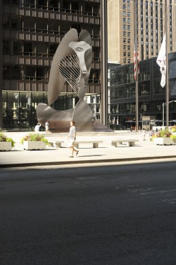 Richard J. Daley Center in Chicago, Illinois by architects C. F. Murphy Associates, Jacques Brownson, Pablo Picasso