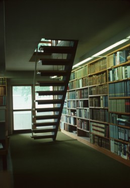 Åbo Akademi University Library in Turku, Finland by architect Erik Bryggman