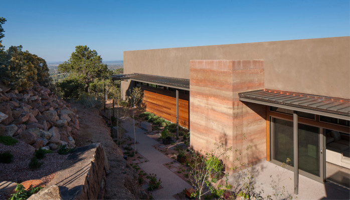 The Torcasso Residence, New Mexico. Photo (C) Robert Reck