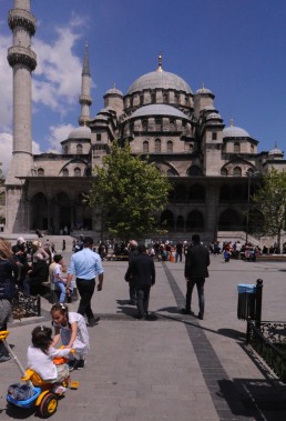 Yeni Cami (New Mosque) in Istanbul, Turkey by architects Davud Aga, Mustafa Aga, Dalgic Ahmed Cavus