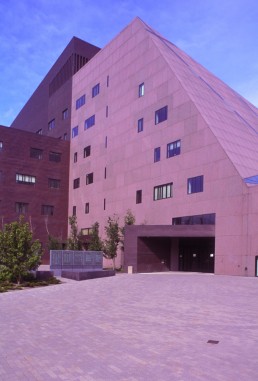 Alumni Center University of Minnesota in Minneapolis, Minnesota by architect Antoine Predock
