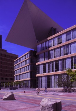 Minneapolis Central Library in Minneapolis, Minnesota by architect Cesar Pelli