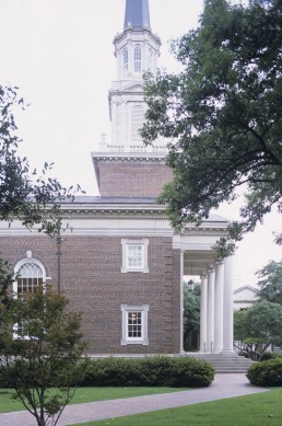 Perkins Chapel at Southern Methodist University in Dallas, Texas by architect Mark Lemmon