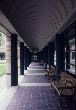 Robert H. Herring Hall at Rice University in Houston, Texas by architects Cesar Pelli, Cesar Pelli & Associates