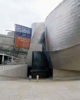 Guggenheim Art Museum in Bilbao Spain by Architect Frank Gehry, photographed by Larry Speck. Interior.